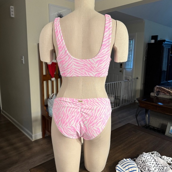 Beach Bunny Pink Zebra Bikini Set – Size M Top & Bottom – Ribbed Tie Front NWOT - Picture 8 of 8